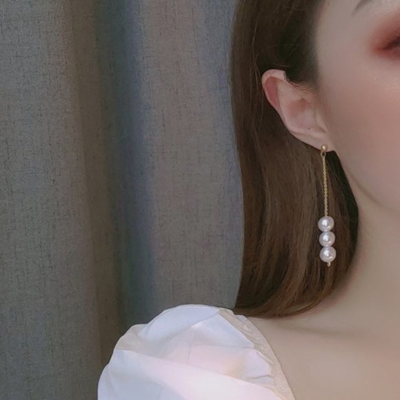 💙Pearl Metal Threader Drop Earrings - Picture 4 of 9